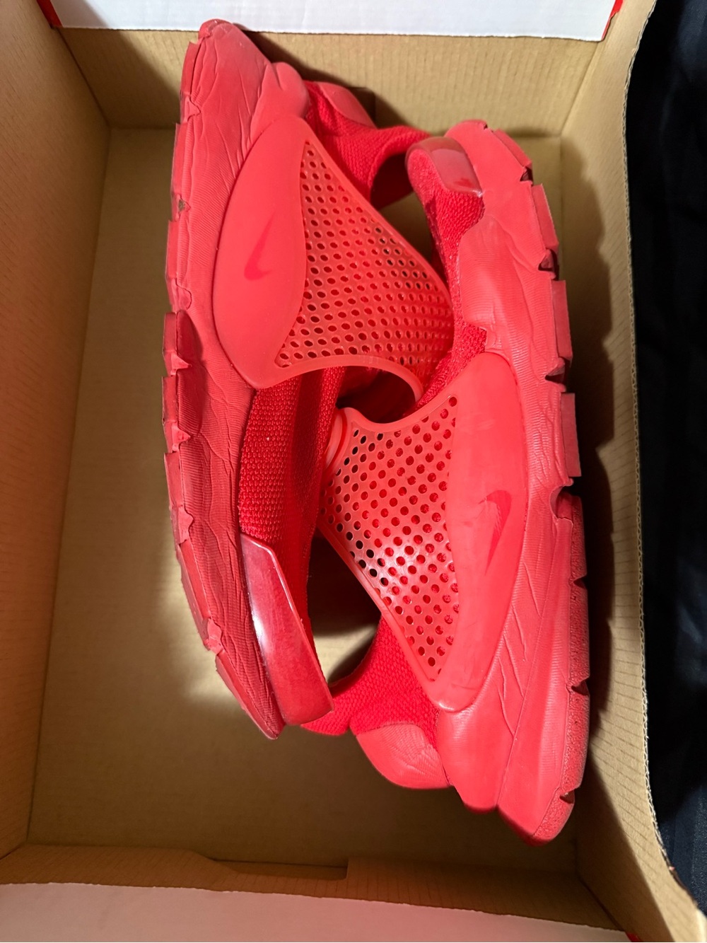 Nike Sock Dart KJCRD University Red 819686-600 Men’s Size 7 With Box
